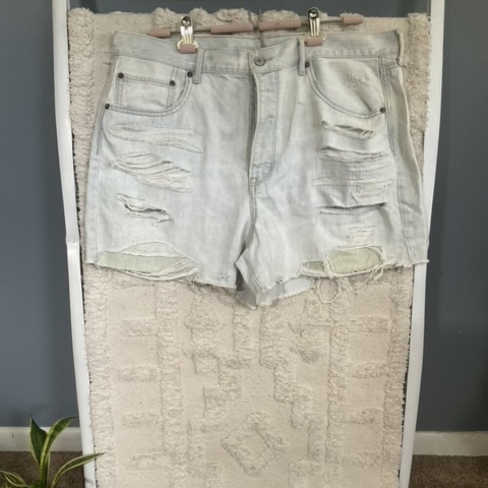 Tattered Mom Jean Shorts